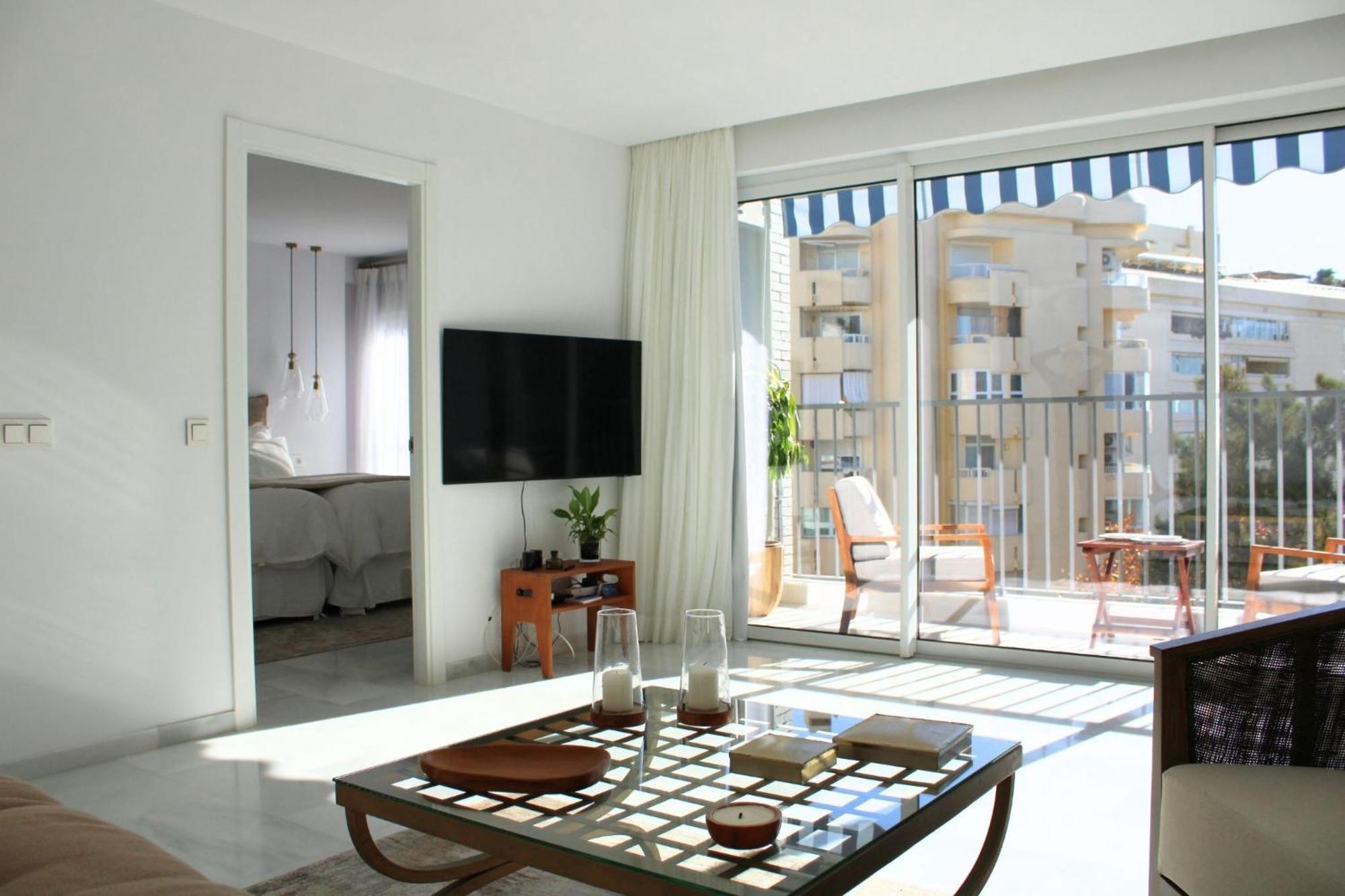 Polo Apartaments 5E Jacaranda Marbella Luaran gambar